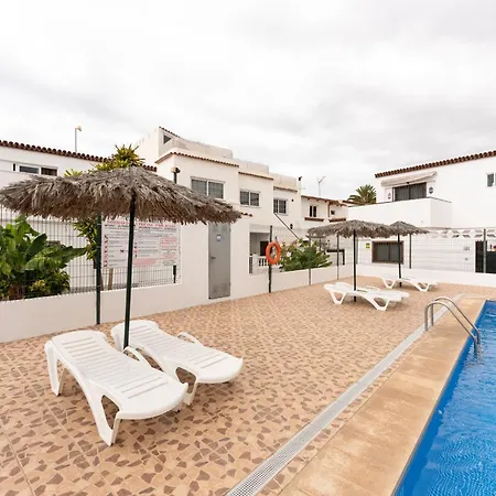 1 Bedroom Chapelas Costa Del Silencio Ac Pool Wifi
