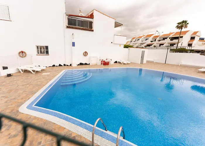 Apartment 1 Bedroom Condo Chapelas Costa Del Silencio Ac Pool Wifi