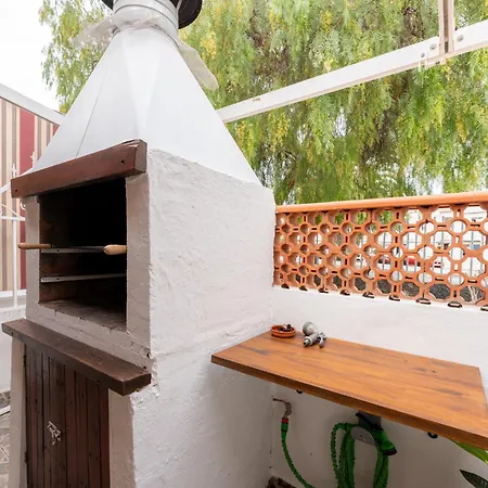 Chapelas Costa Del Silencio * أرونا